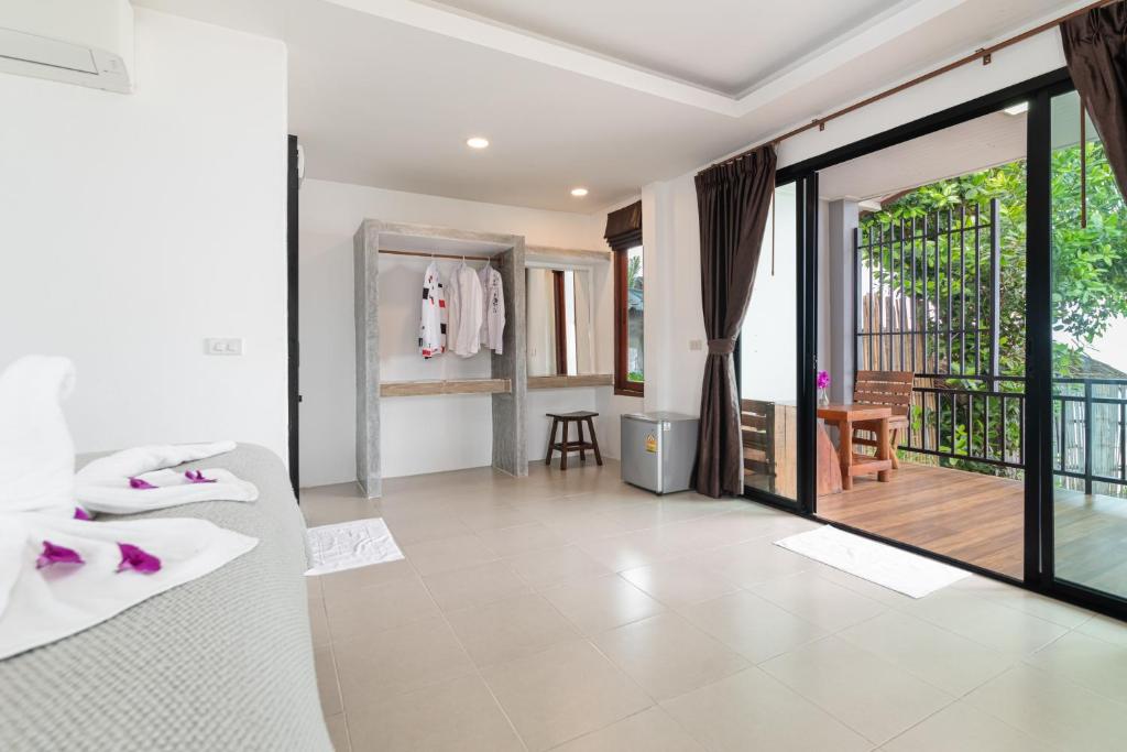 Ibiza Bungalows - Tap to explore photos