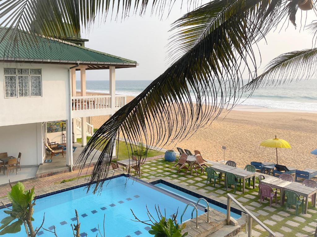 Pearl Island Beach Hotel photo 1