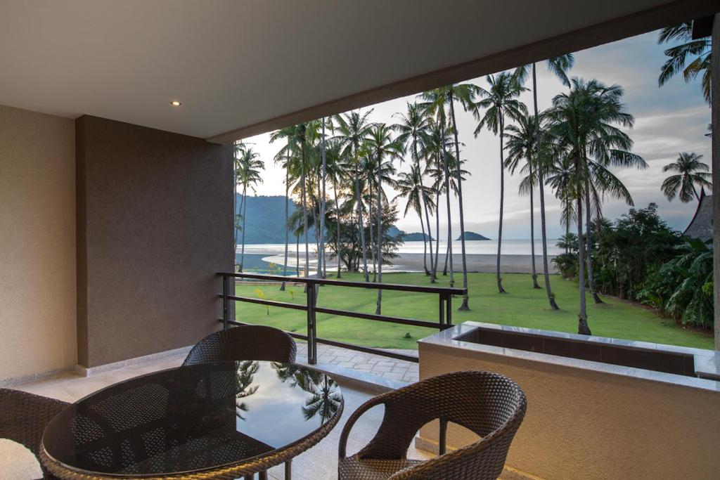 Shambhala Beach Resort photo 4