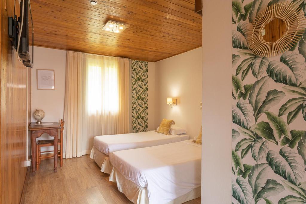 Hôtel & Restaurant La Ferme Du Pommeau photo 4