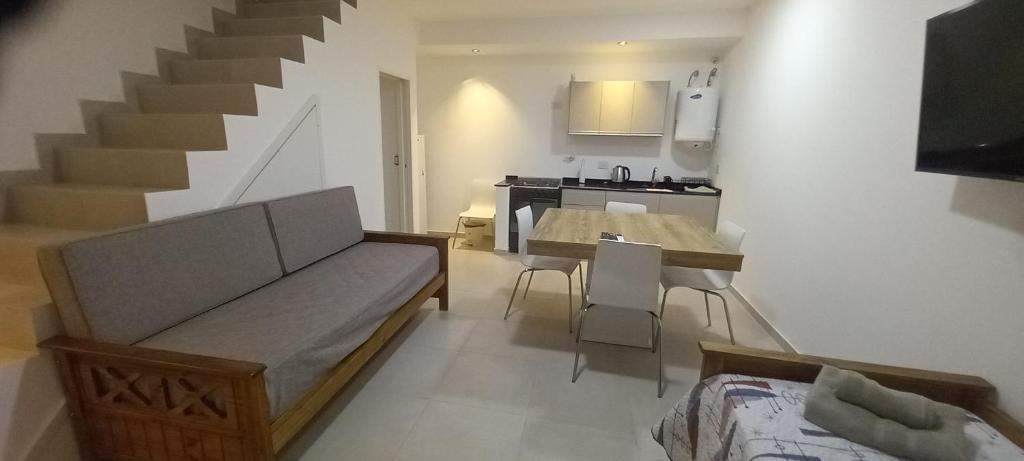 Colon Suites 1. Duplex a 18 minutos aeropuerto Ezeiza photo 2