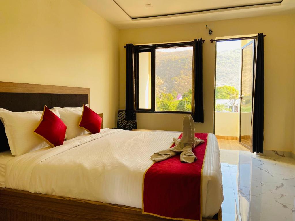 Pushkar Retreat Resort - The Nature and Mountain View Resort ,Pushkar photo 4