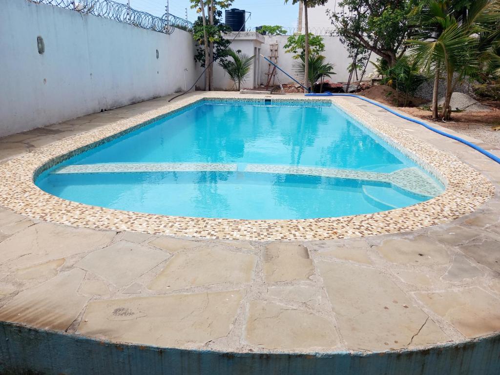 Beautiful 7 bedroomed villa photo 3