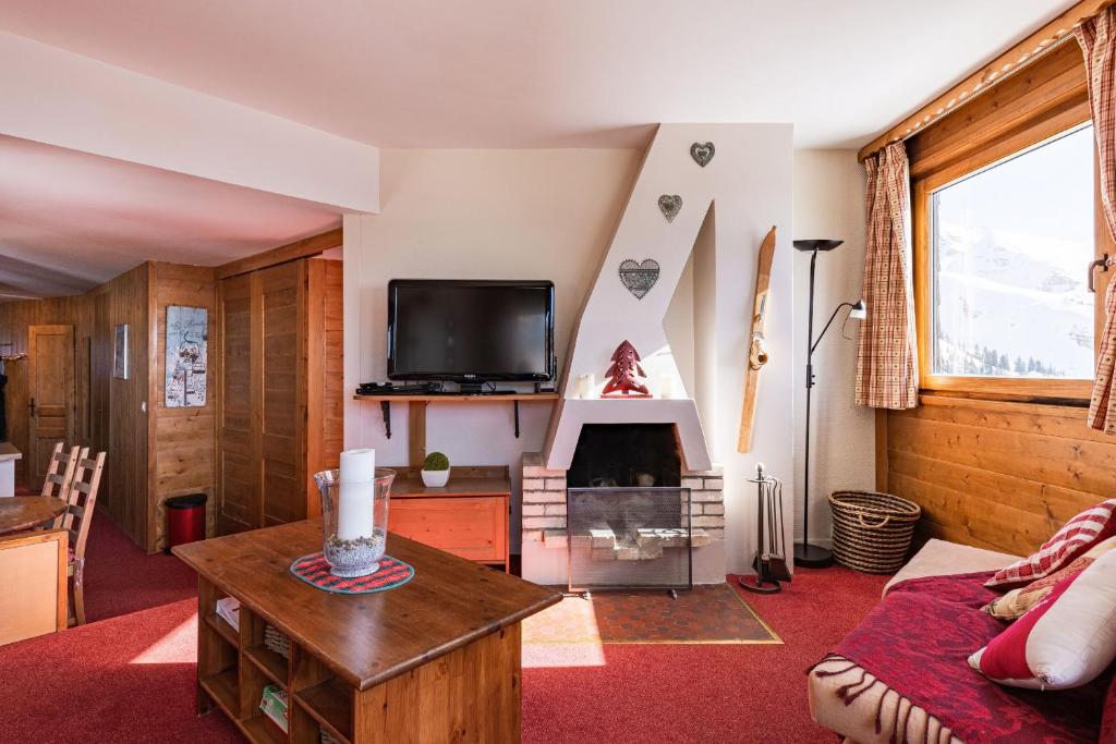 Spacious Stylish apartment for 8 by Avoriaz Chalets photo 1