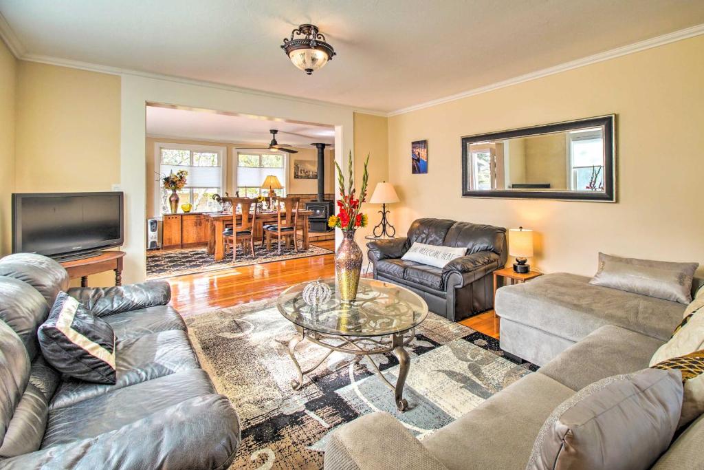 Fort Bragg Home, Close to Laguna Point Beach! photo 1