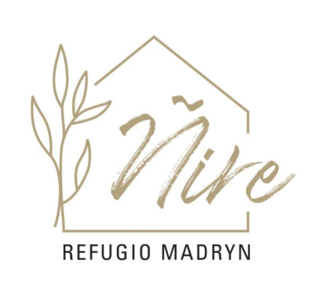 Ñire. Refugio Madryn. photo 2