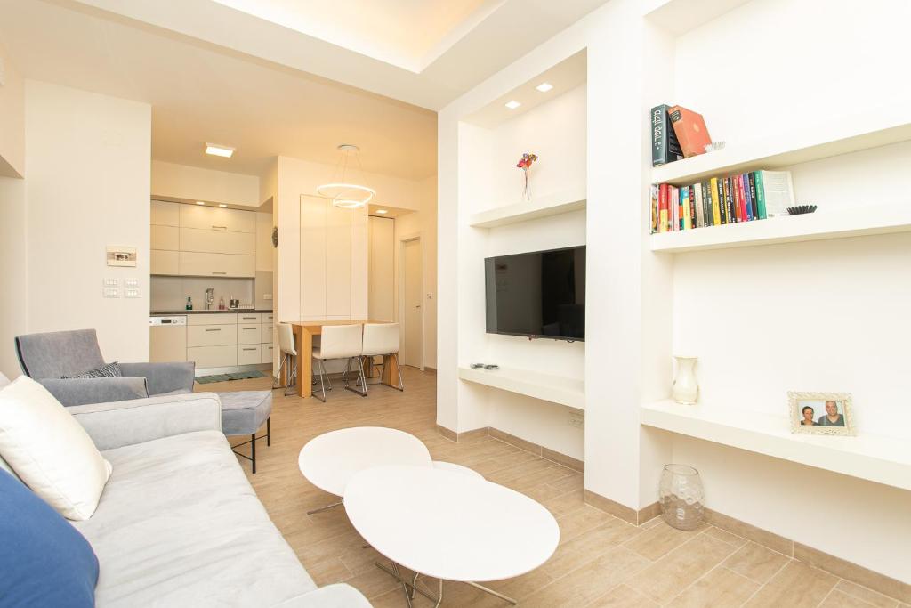 Carmel Boutique Apartments - Urban Forest