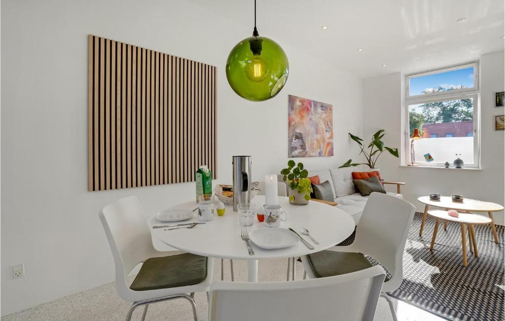 Beautiful Apartment In Snderborg With Wifi And 1 Bedrooms photo 4