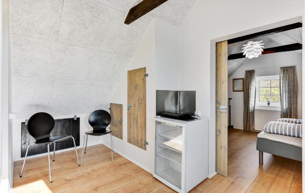 Awesome Apartment In Ringkbing With 2 Bedrooms And Wifi photo 4