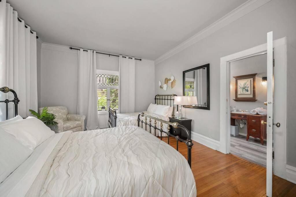 Entire Main level of Beautiful Historic Home photo 2