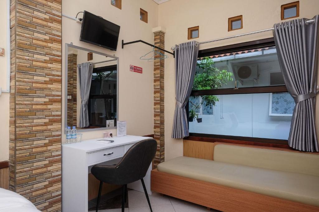 RedDoorz Syariah near Kampus UNSOED Purwokerto photo 4