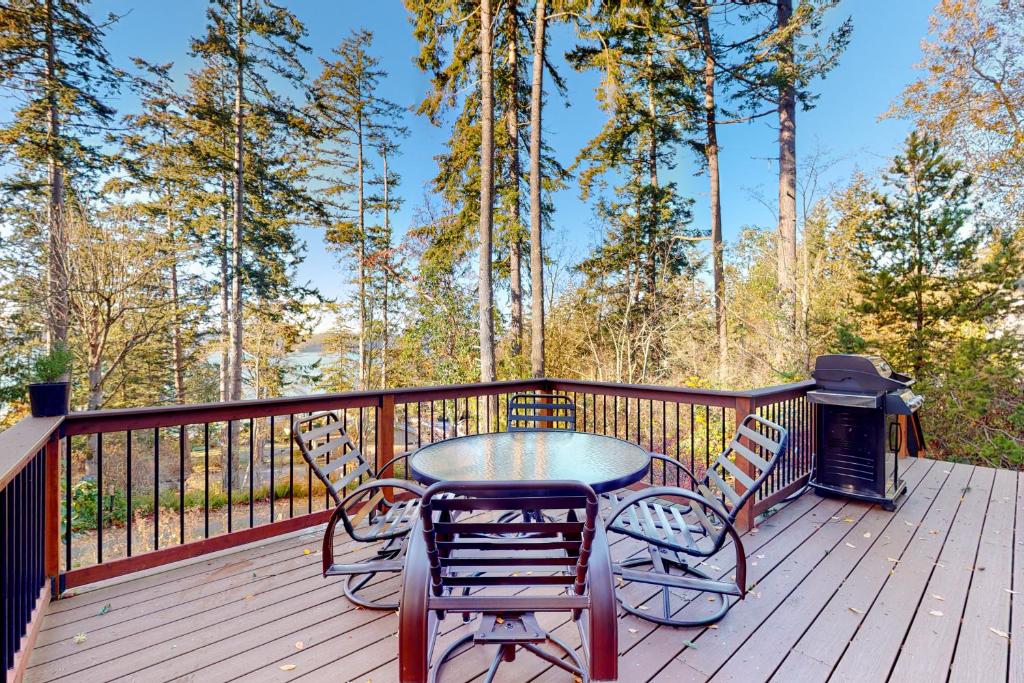 Skagit Bay Hideaway photo 3