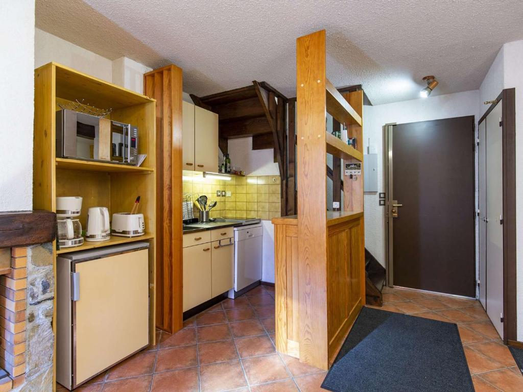 Appartement Esquièze-Sère, 3 pièces, 6 personnes - FR-1-402-128 photo 3