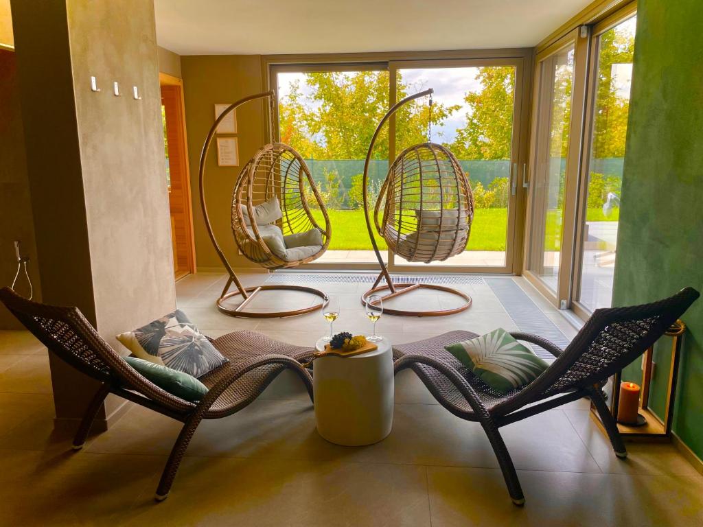 Agriturismo Speziale Wine resort - Tap to explore photos