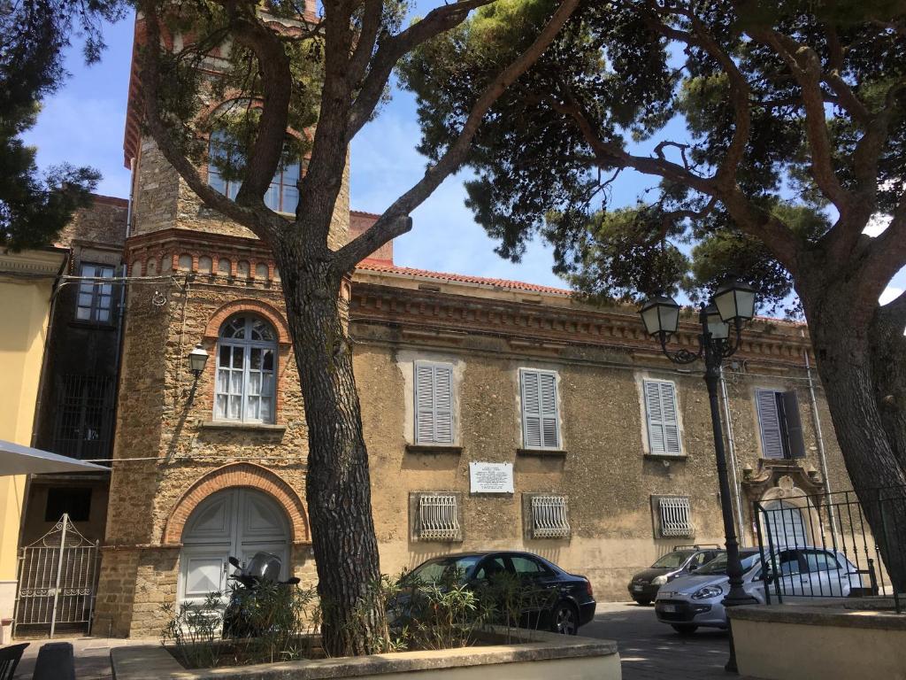 Le dimore di piazza torre