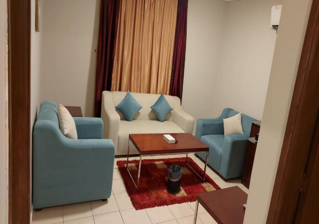 Raoum Inn Serviced Apartments-Majmaa - Tap to explore photos