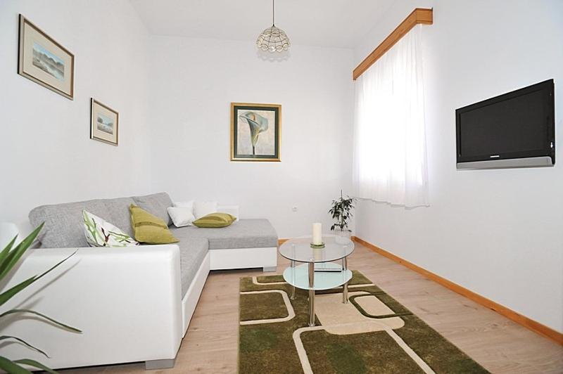 Apartment in Poljana with sea view, terrace, air conditioning, WiFi 3617-3 photo 4