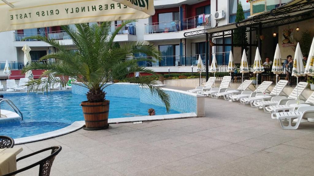Royal Cove ApartHotel - Self-catering photo 3