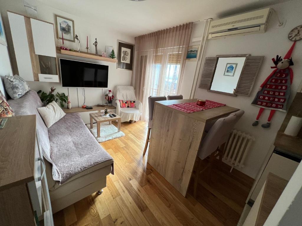 Apartment Ura photo 1