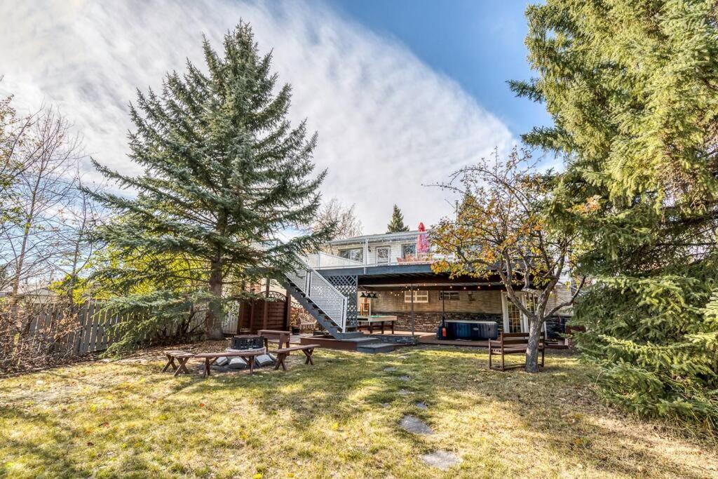 Boho Retreat w/King Bed on Bow River Pathway photo 2