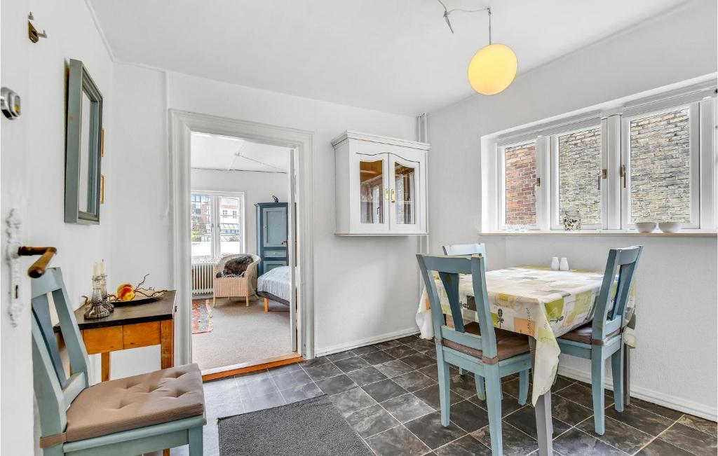 Nice Apartment In Aabenraa With Wifi photo 4