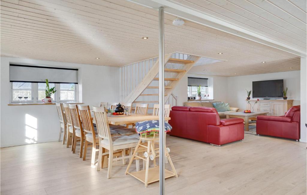 Stunning Home In Havndal With 3 Bedrooms And Wifi photo 2