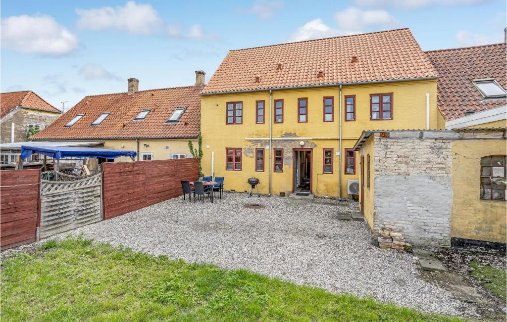 Nice Apartment In Bandholm With Wifi