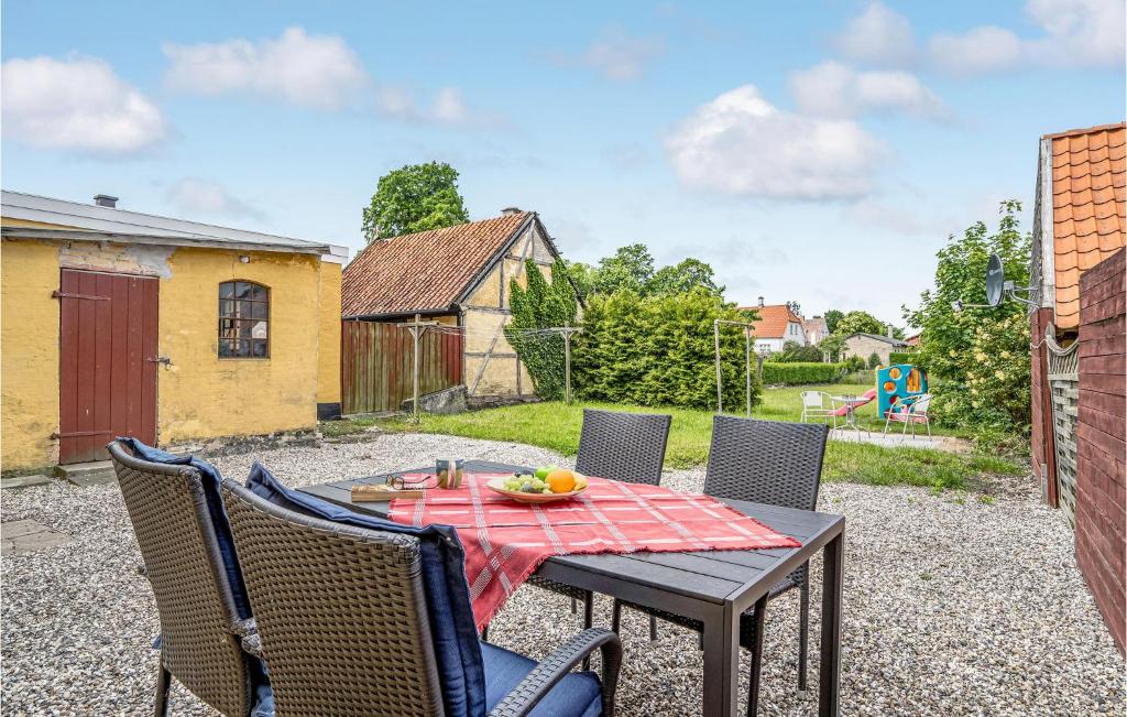 Nice Apartment In Bandholm With Wifi photo 2