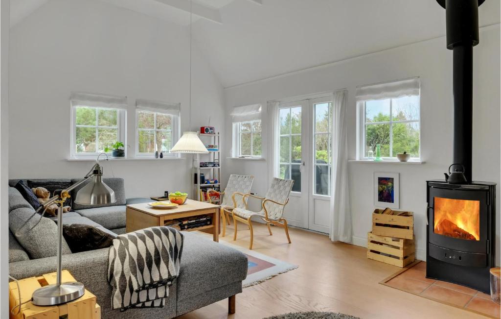 Beautiful Home In Vejby With Sauna, Wifi And 3 Bedrooms photo 3