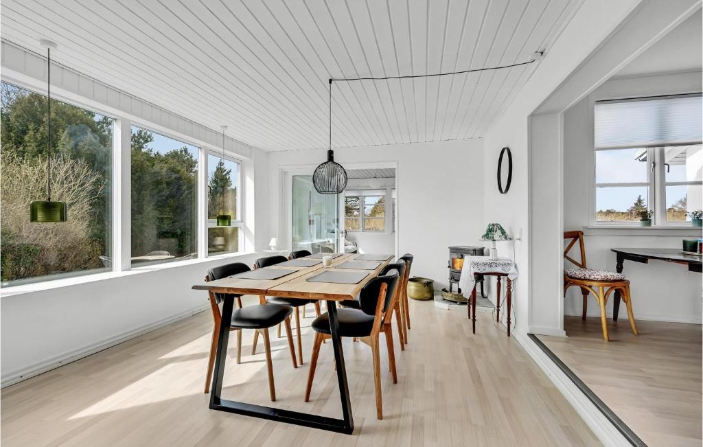 Stunning Home In Nykbing Sj With 3 Bedrooms And Wifi photo 3