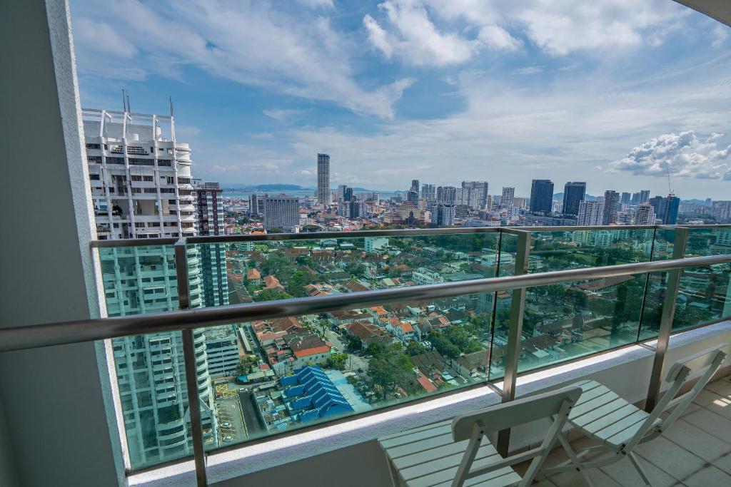 City & Seaview Condo @ Gurney, Georgetown 