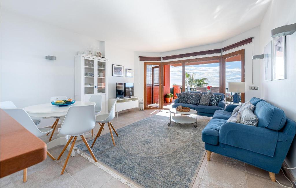 Stunning Apartment In Benalmdena With Outdoor Swimming Pool, Wifi And Swimming Pool photo 2