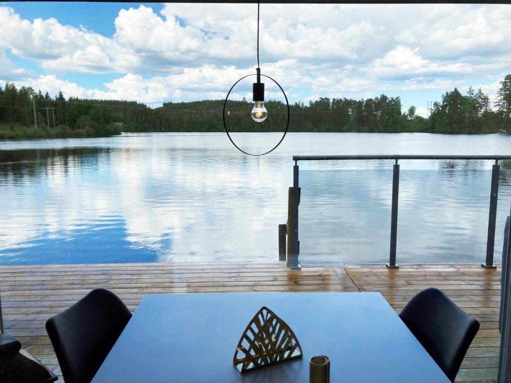 Lovely cottage in Bankeryd with a panoramic view of the lake photo 1