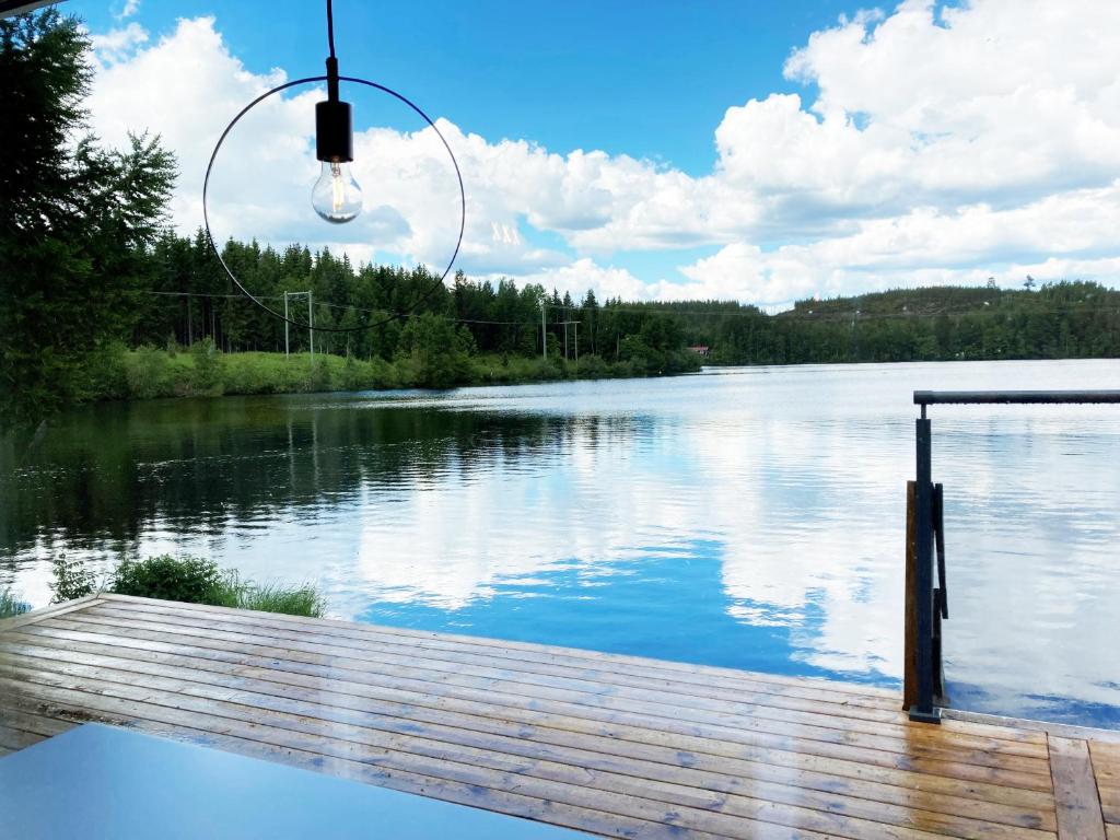 Lovely cottage in Bankeryd with a panoramic view of the lake photo 3