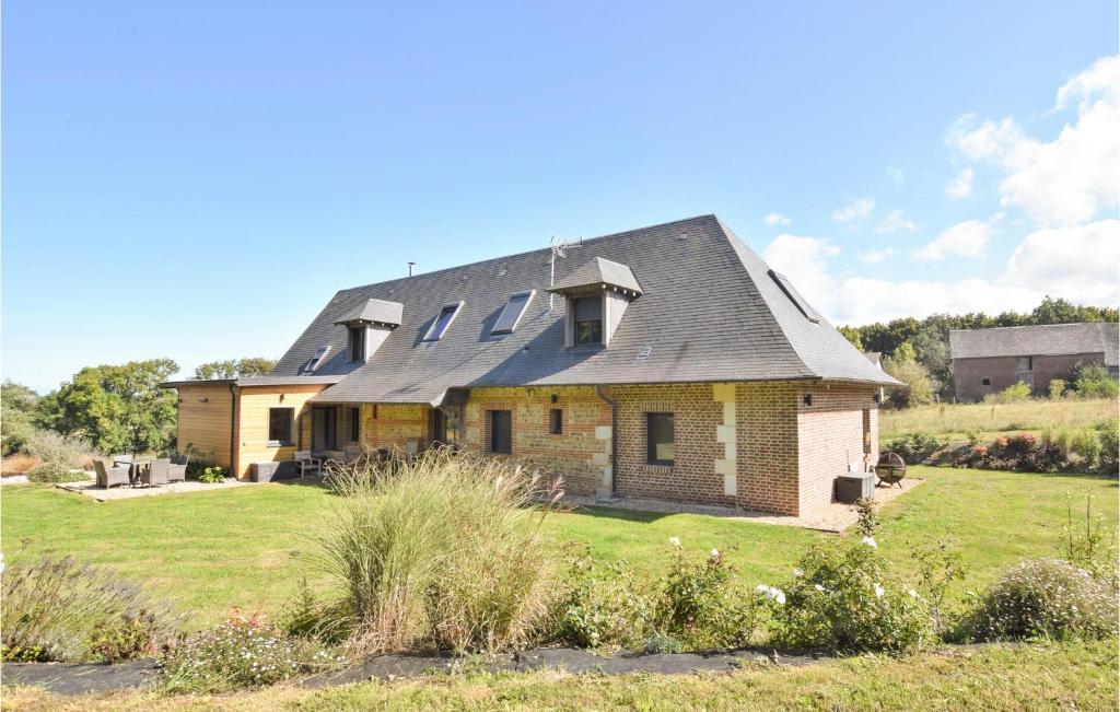 Amazing Home In tretat With Sauna, Wifi And 6 Bedrooms photo 1