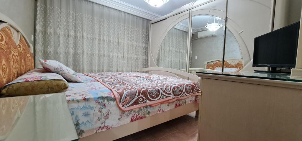 Heliopolis Stay - The Classic - Near Cairo Airport - Tap to explore photos