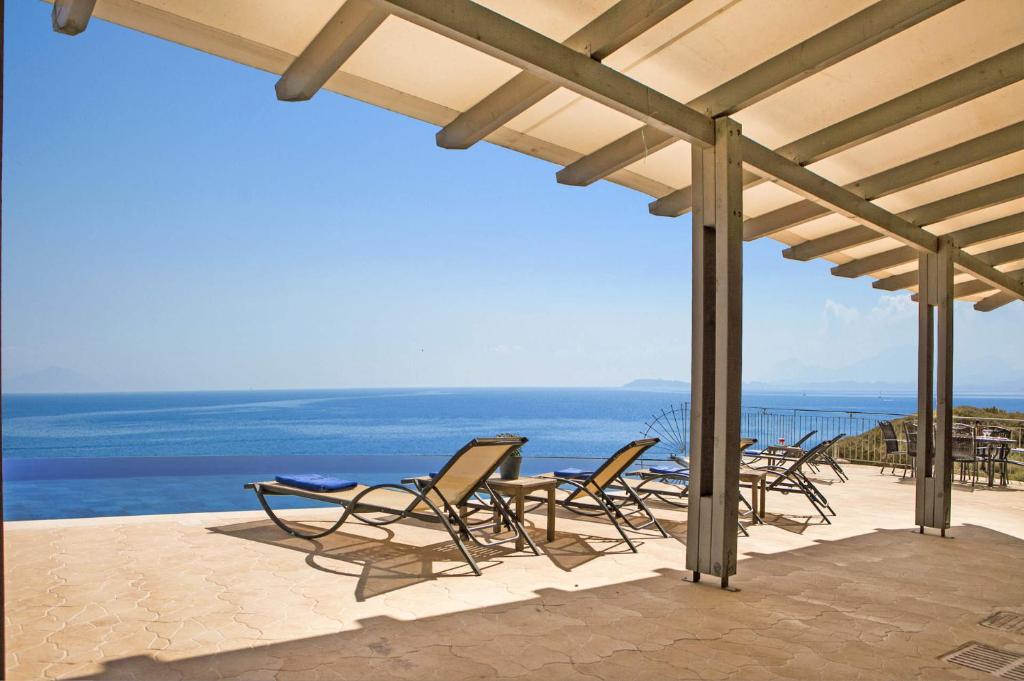 Villa Agriada by Villa Plus photo 2
