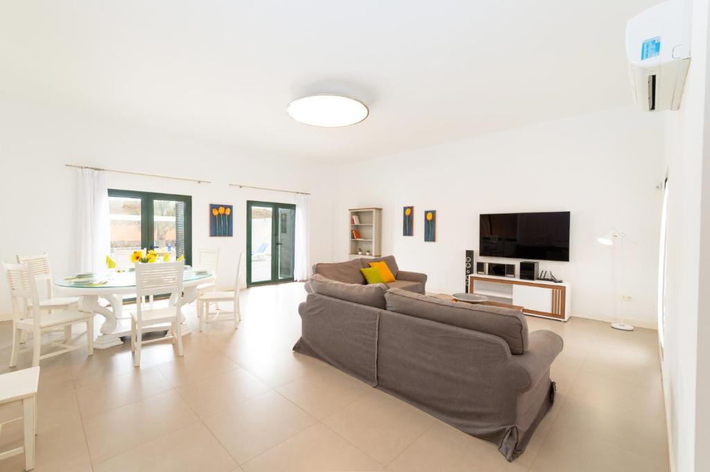 Villa Diamond by Villa Plus photo 3