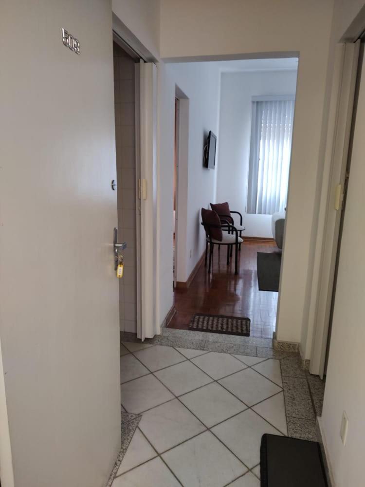 Apartamento 2 dormitórios, wifi, ponta da praia, predio em frente ao mar - Santos photo 4