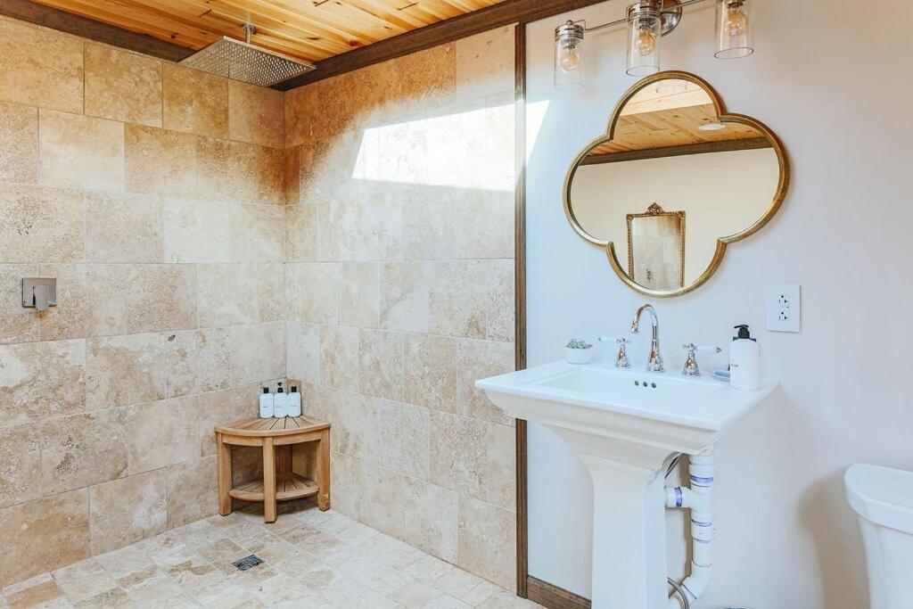 Rockwell Ridge The Dogwood Suite photo 2