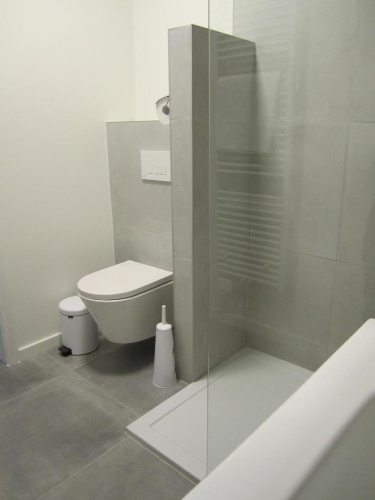 De Hoog Velden 12 photo 3