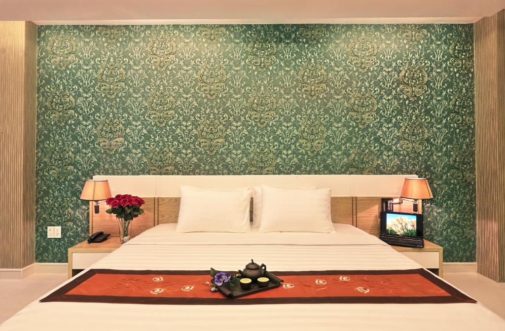 Khách sạn Hồng Vina Luxury