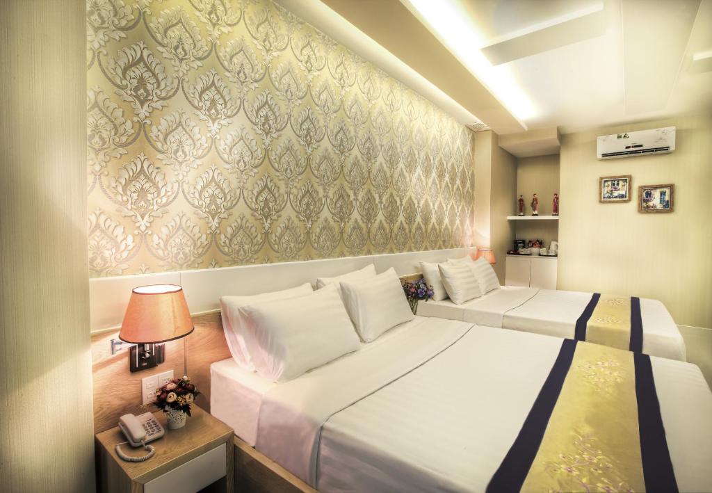 Khách sạn Hồng Vina Luxury