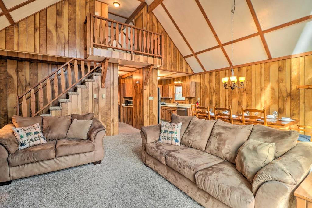 Lake Harmony Home with Game Room and Fire Pit! photo 4