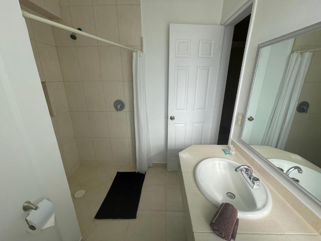 Hotel Real Home photo 3
