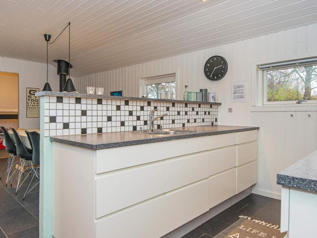 Holiday Home Lyngvej IV photo 2