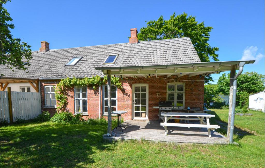 Beautiful Home In Anholt With 4 Bedrooms