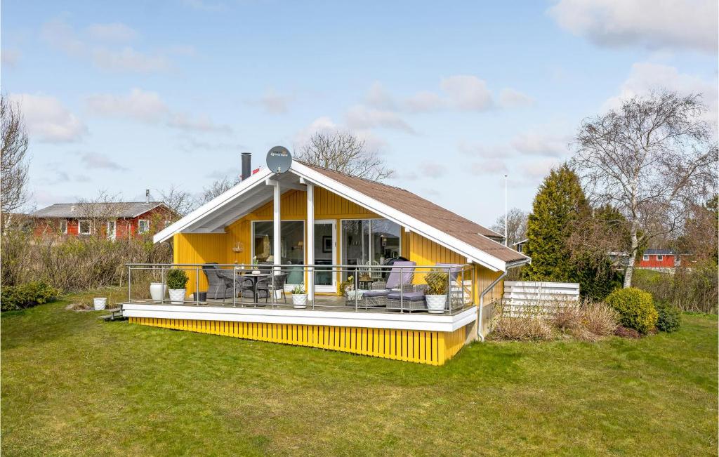 Nice Home In Roslev With Wifi And 2 Bedrooms