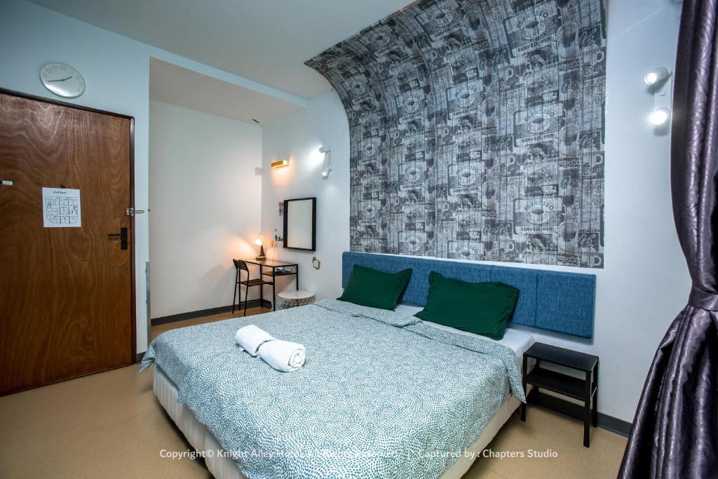 Knight Alley Hotel photo 3
