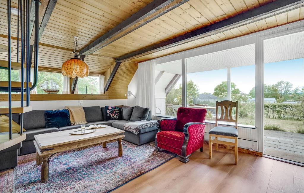 Stunning Home In Lgstrup With 2 Bedrooms photo 3
